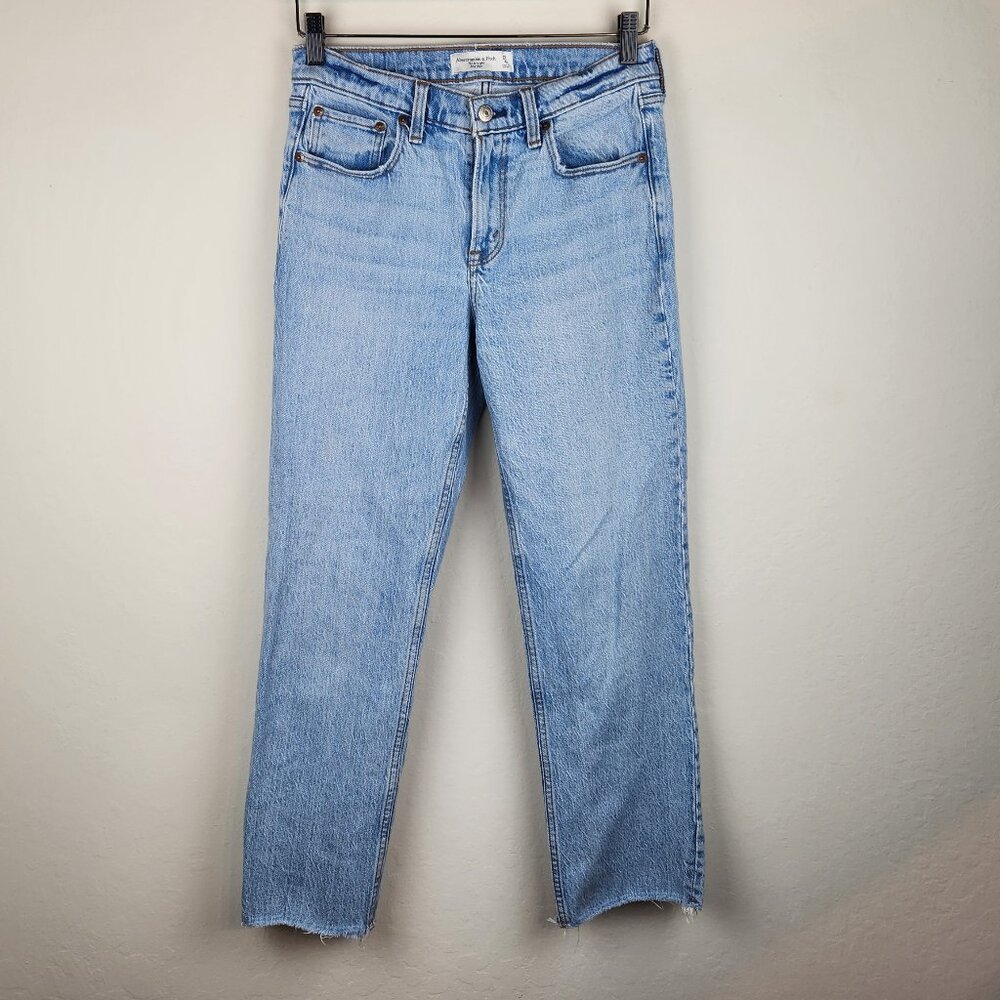 Abercrombie & Fitch The Straight Mid Rise Jeans Raw Hems sz 27/4 short